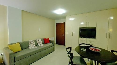 Благоустроенная вилла Меган с 4 спальнями Недвижимость Nomos Lefkadas (Греция)   На третьем уровне имеется 3 спальни с деревянными полами, стильной мебелью, телевизором и DVD-плеером