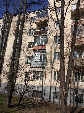3- комнатная квартира Старая Басманная д20к3 Недвижимость Москва (Россия) Продается трехкомнатная квартира в кирпичной сталинской пятиэтажке
