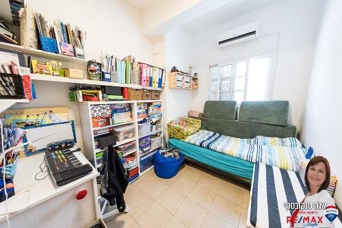 Продаётся в Хайфе, красивая, просторная и светлая квартира Недвижимость Хайфа (Израиль)  4 комнаты, около 90м