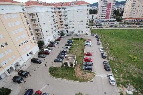Черногория Бар Квартира 101 кв м, 2 спальни, с видом на море Недвижимость Все регионы Черногории (Черногория)   До моря и набережной 5 минут пешей прогулки