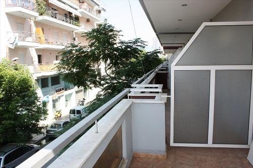Греция Салоники Квартира 80 кв м, с 2 спальнями и паркингом Недвижимость Nomos Chalkidikis (Греция)  м