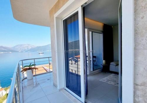Черногория Новая двухкомнатная квартира в Крашичах с панорамным видом на море Недвижимость Все регионы Черногории (Черногория)  Квартира продается частично меблированной и оборудованной