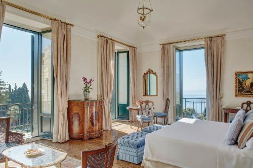 Италия Южная оконечность Сицилии Красивый роскошный курорт Недвижимость Сицилия (Италия)  Южная оконечность Сицилии