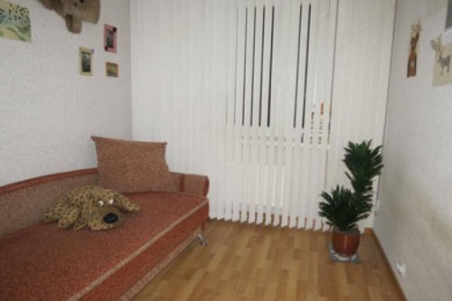 Юрмала Комфортная квартира с хорошими видами и в хорошем месте Недвижимость Jūrmala (Латвия)  Полы - ламинат, плитка в ванной комнате и на кухне
