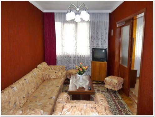 Апартамент Дончев в Поморие Недвижимость Бургасская область (Болгария)  Апартамент подходит для отдыха двух дружественных семей, его максимальная вместимост Восемь человек