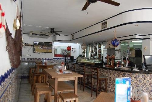 Хостел с рестораном в Nerja (Малага) Недвижимость Андалусия (Испания)  Хостел продается без оператора