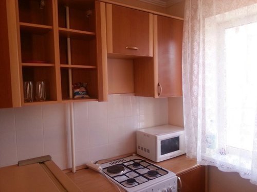 Квартира посуточно Энергетиков 54 Недвижимость Тюменская  область (Россия)  посуда, стиральная машинка, удобная транспортная развязка